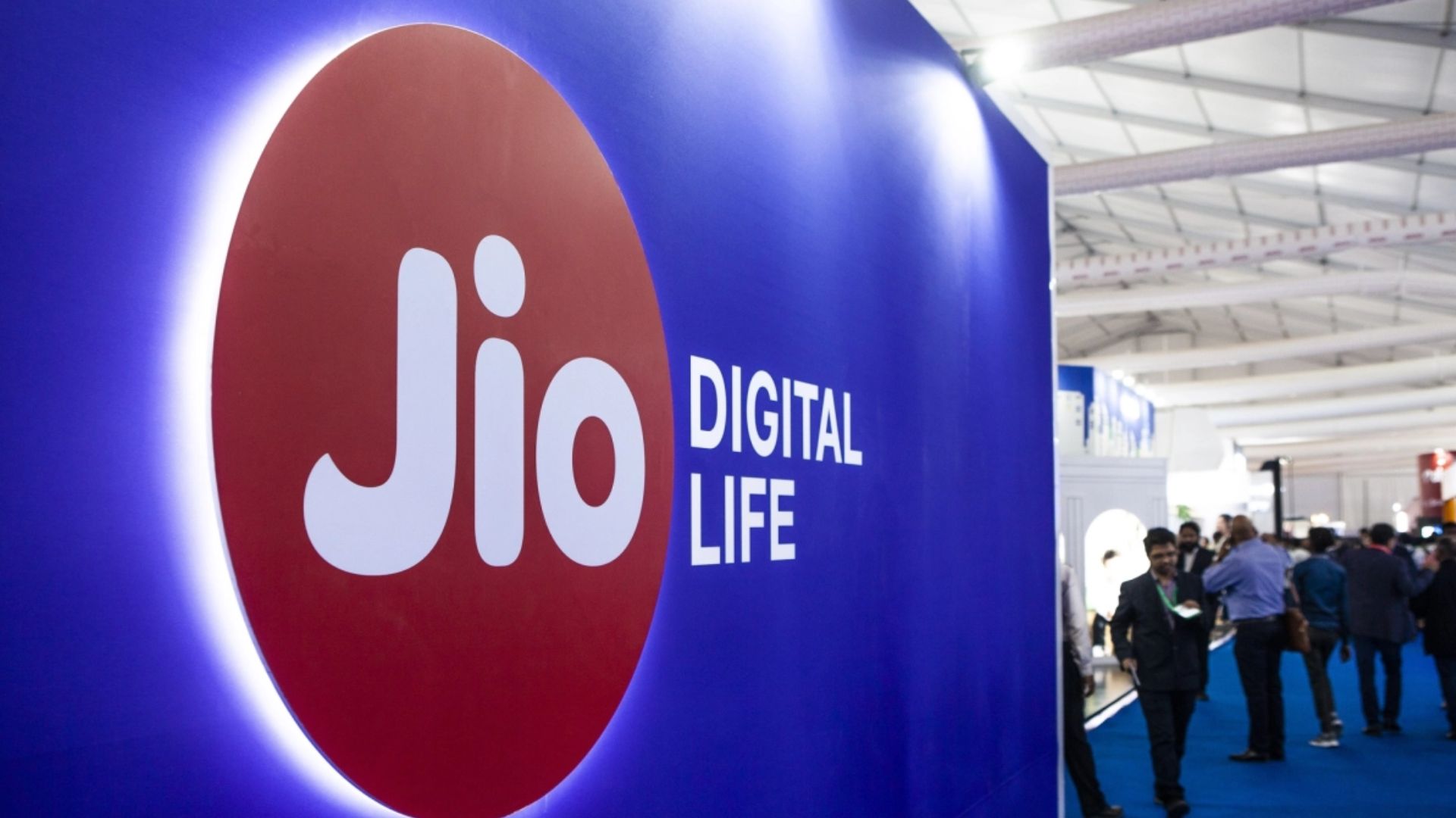 Best Jio Recharge Plan 2023: జియో సరికొత్త రీఛార్జ్‌ ప్లాన్‌.. 388 రోజుల వాలిడిటీ! డేటాను అస్సలు పూర్తిచేయలేరు