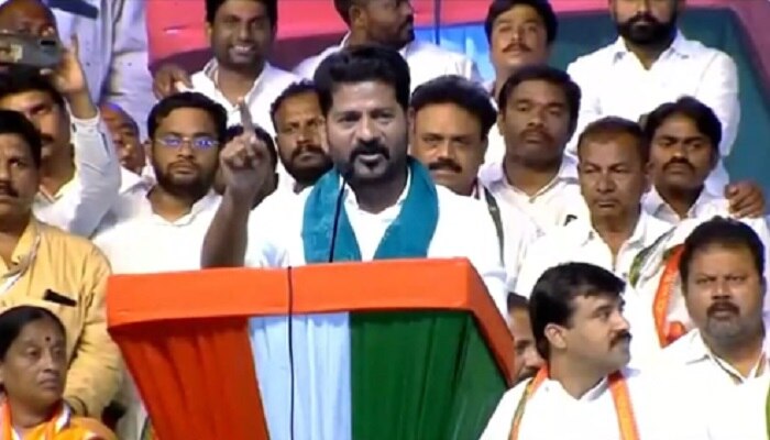 Revanth Reddy slams kcr and bandi Sanjay in his karimnagar kavathu ...