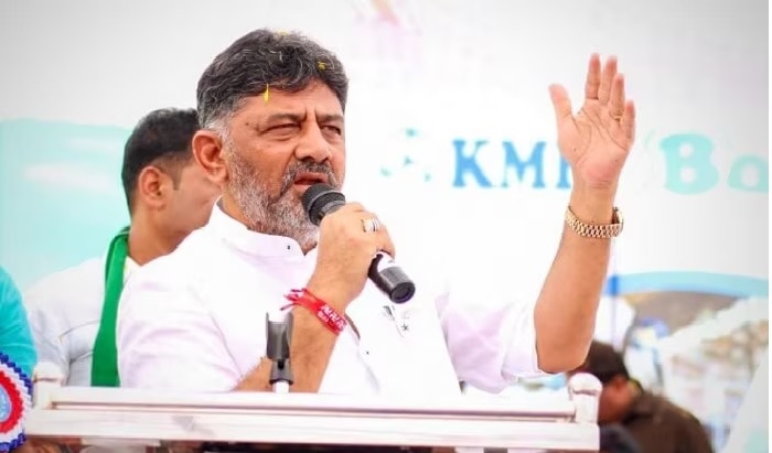 Karnataka CM Race: బ్లాక్ మెయిలింగ్, తిరుగుబాటు రాజకీయాలపై డీకే శివకుమార్ కీలక వ్యాఖ్యలు