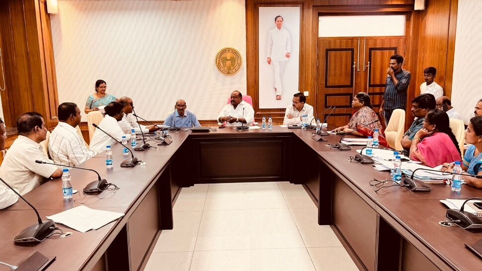 Telangana Ration dealers JAC called off strike after meeting with