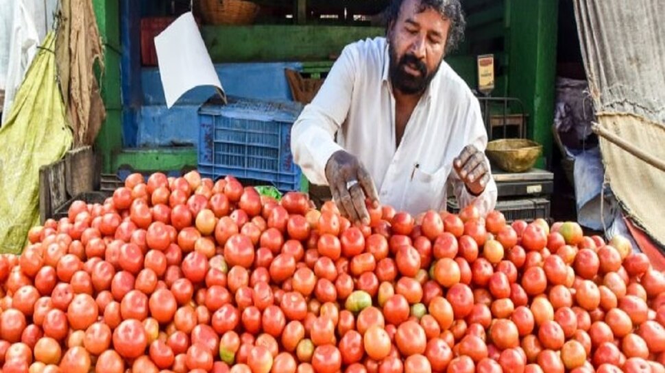 Tomato Price Hike: డబుల్ సెంచరీ కొట్టేసిన టమాటా.. అక్కడ కిలో రూ.250 