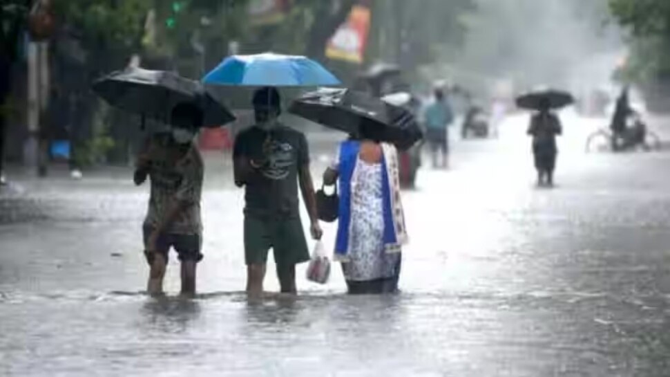 Telangana Rains: తెలంగాణ ప్రజలకు అలర్ట్.. ఈ జిల్లాల్లో భారీ నుంచి అతి భారీ వర్షాలు 