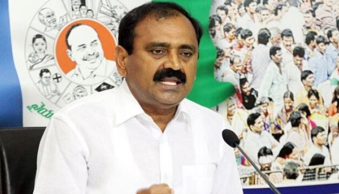 TTD High Level Committee Meeting: టీటీడి కాలి నడక భక్తుల రక్షణకు చేతికి ఊత కర్ర