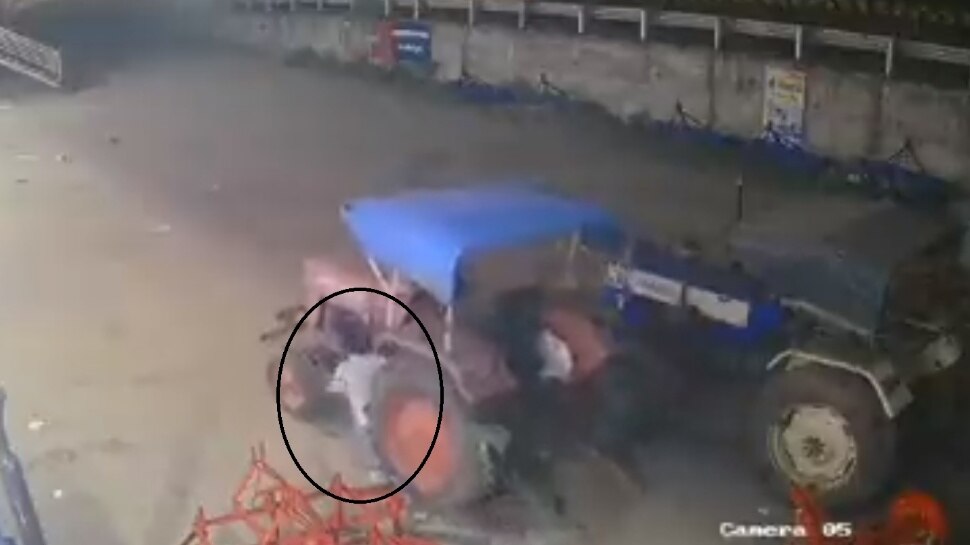 Tractor Accident Viral Video Gujarat tractor thief was crushed by