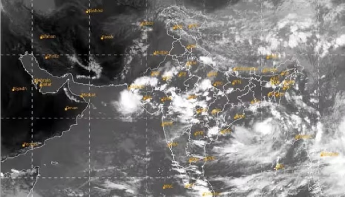 AP Rains: బంగాళాఖాతంలో తుపాను హెచ్చరిక, రానున్న మూడ్రోజుల్లో ఏపీకు వర్షాలు