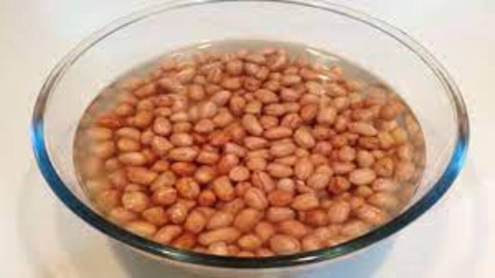 Soaked Peanuts: నానబెట్టిన శనగలు తో బోలెడన్ని లాభాలు.. రోజు ఉదయాన్నే ఇలా చేసి చూడండి