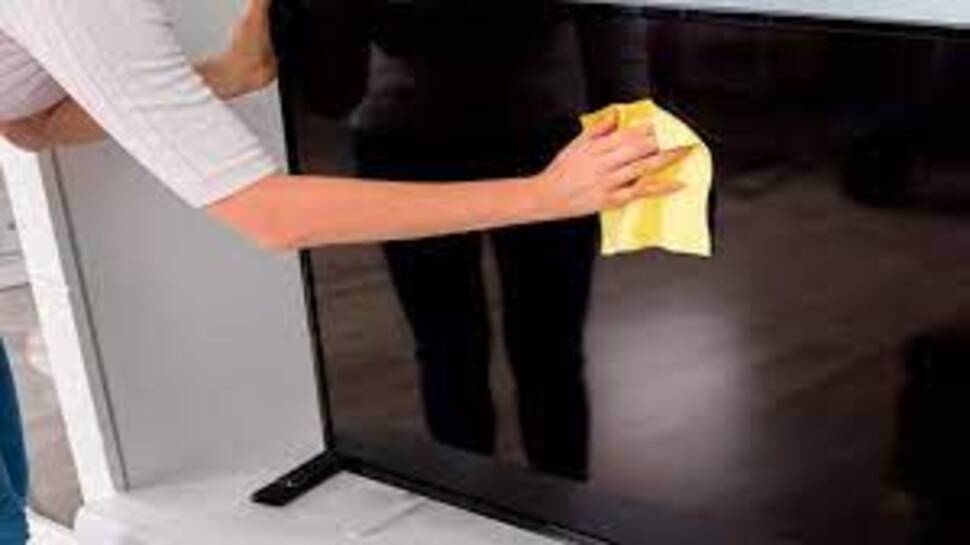 Next time when you are cleaning your TV don't make these mistakes TV