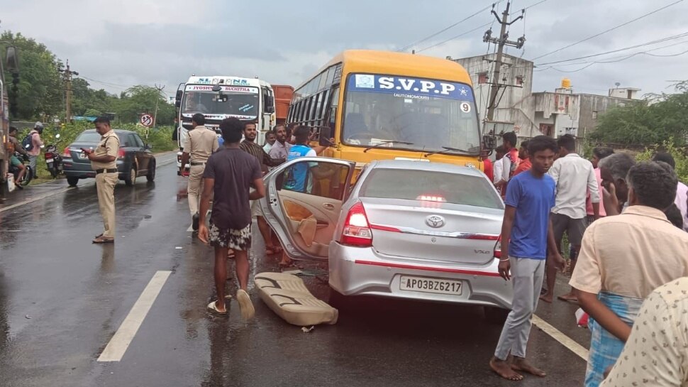 Massive Road Accidents in Andhra Pradesh 7 people died in different