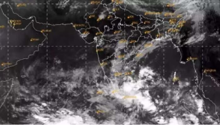 Rain Alert: బంగాళాఖాతంలో వాయుగుండం, ఏపీకు ఐదురోజులపాటు వర్షాలు