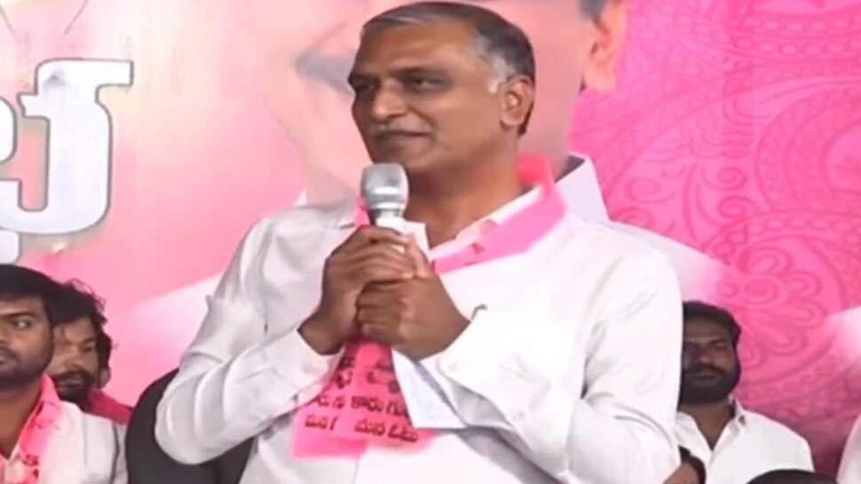 Harish Rao: కొత్త ప్రభుత్వానికి కొంత టైమ్ ఇద్దాం.. కార్యకర్తలకు హరీశ్ రావు సూచన