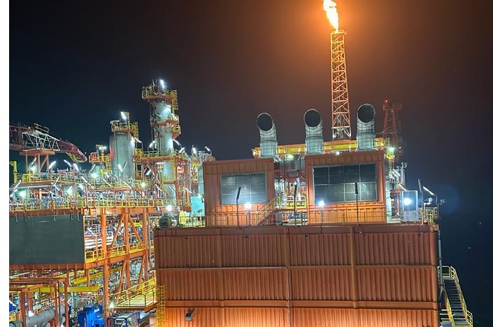 ONGC Crude Oil: దశాబ్దాల నిరీక్షణకు తెర, కేజీ బేసిన్లో భారీగా క్రూడ్ ఆయిల్ నిక్షేపాలు, ఉత్పత్తి ప్రారంభం ONGC Crude Oil: దశాబ్దాల నిరీక్షణకు తెర, కేజీ బేసిన్లో భారీగా క్రూడ్ ఆయిల్ నిక్షేపాలు, ఉత్పత్తి ప్రారంభం