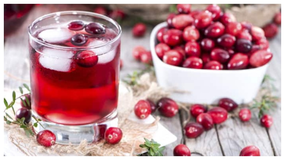 so many health benefits Cranberry juice for women by staying away from