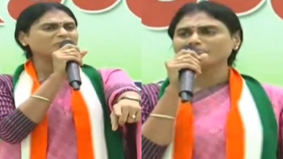 APCC Chief YS Sharmila: కన్నీళ్లు పెట్టుకున్న వైఎస్ షర్మిలా.. మరోసారి ప్రత్యేక హోదాపై కీలక వ్యాఖ్యలు.. 