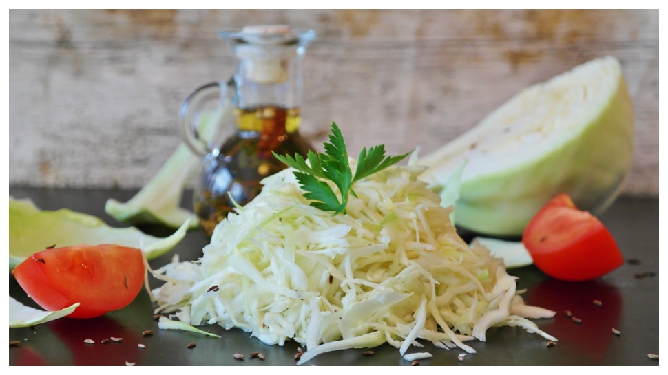 Cabbage Health Benefits: క్యాబేజీ తినేవారికి ఈ అనారోగ్య సమస్యలే దరిచేరవట.. Cabbage Health Benefits: క్యాబేజీ తినేవారికి ఈ అనారోగ్య సమస్యలే దరిచేరవట..