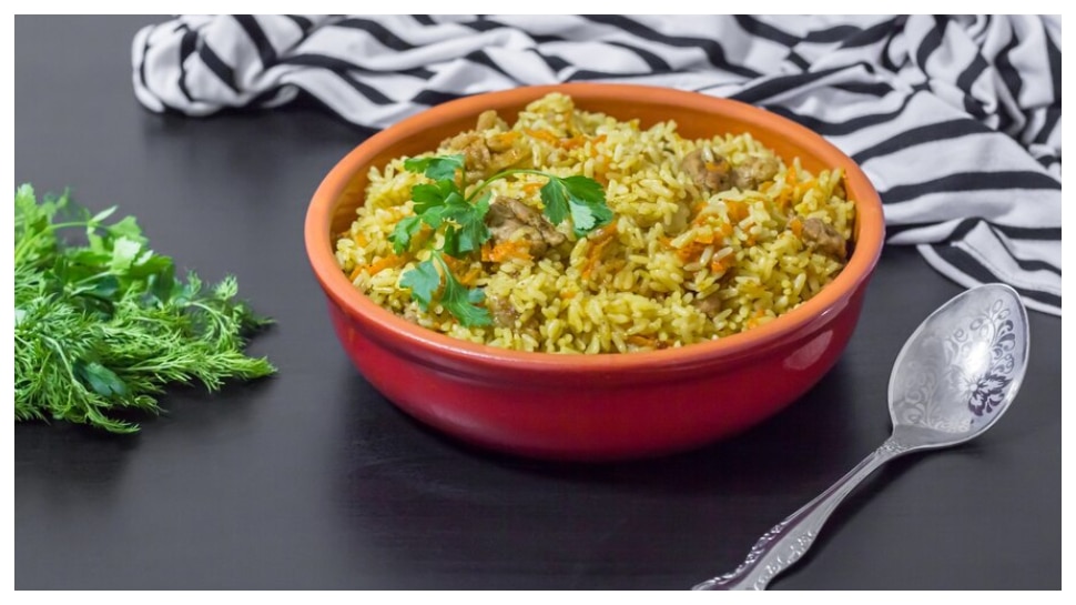 Zero Oil Soya Biryani: జీరో ఆయిల్ సోయా బిర్యానీ.. రుచికరంగా ఎలా తయారు చేసుకోవాలి? Zero Oil Soya Biryani: జీరో ఆయిల్ సోయా బిర్యానీ.. రుచికరంగా ఎలా తయారు చేసుకోవాలి?
