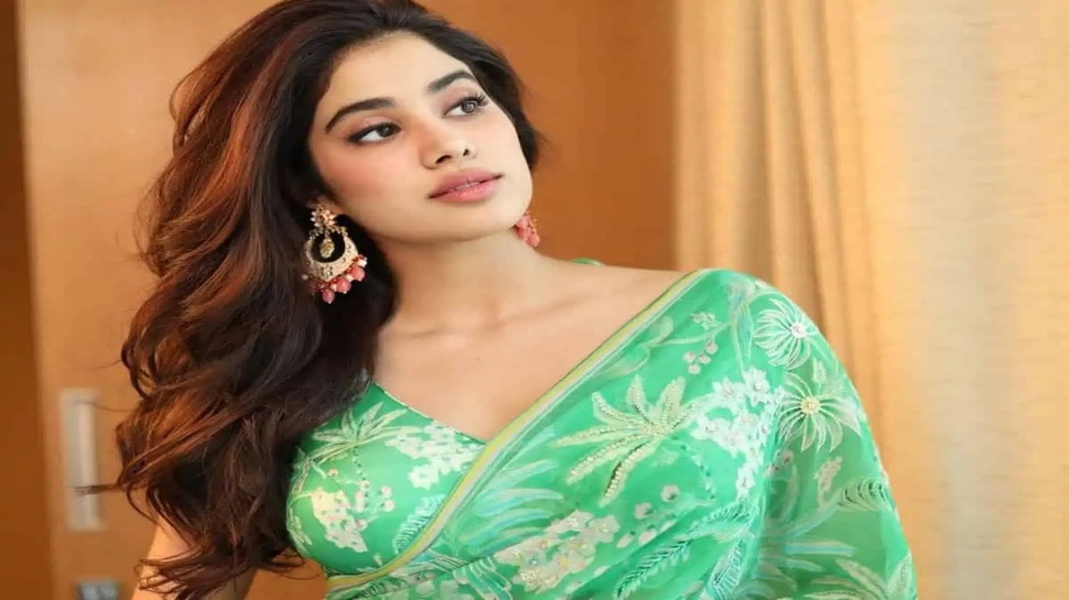Janhvi Kapoor shocking comments on porn website goes viral vn Janhavi