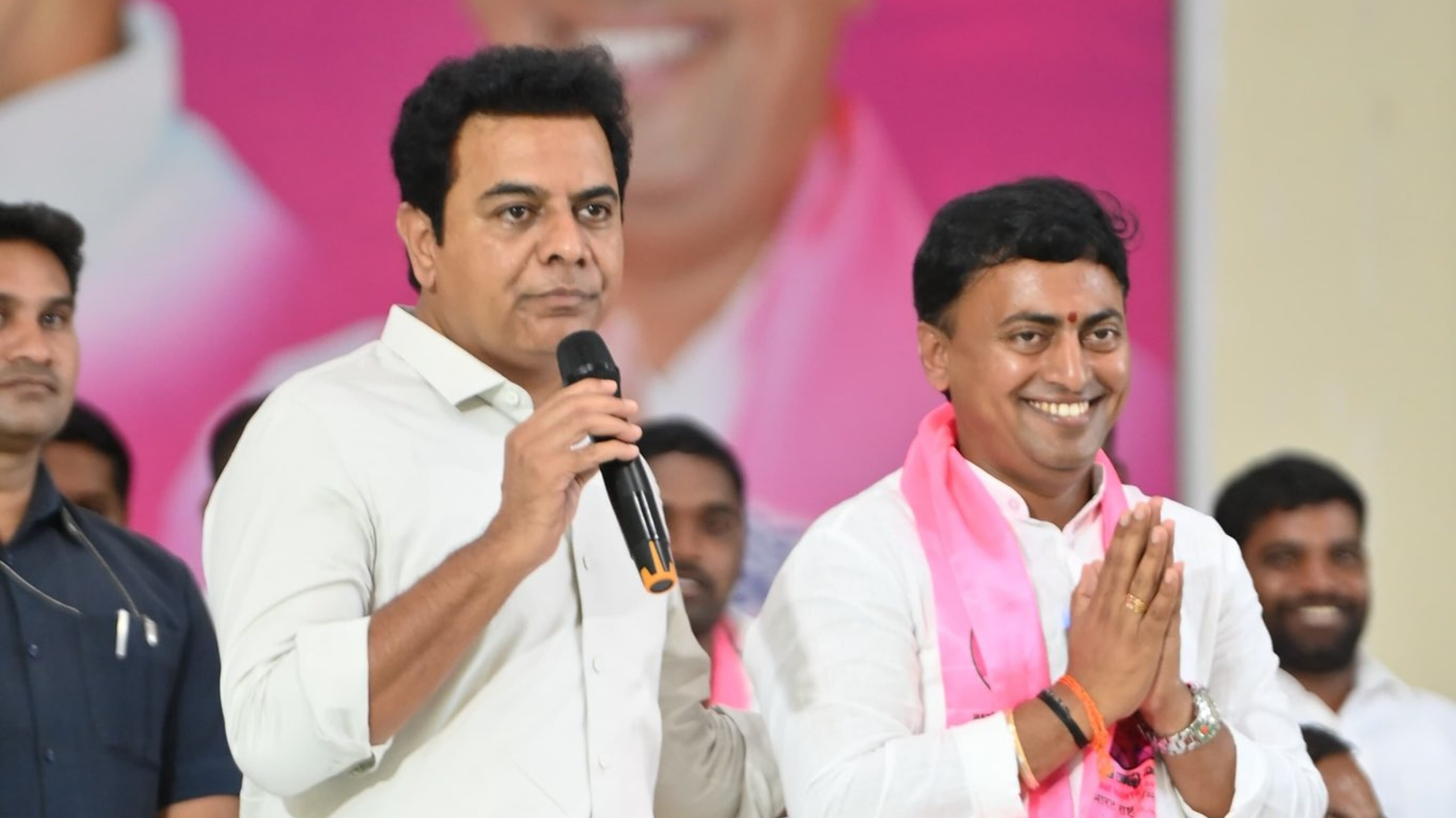 Graduate MLC Election: బ్లాక్‌ మెయిలర్‌ తీన్మార్ మల్లన్న వద్దు.. గోల్డ్‌ మెడలిస్ట్‌ రాకేశ్ రెడ్డిని గెలిపించండి