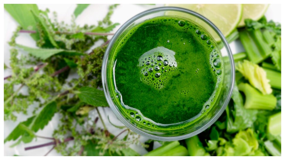 Spinach Juice Benefits: రాత్రి పడుకునే ముందు పాలకూర జ్యూస్‌ తాగితే మీ శరీరంలో జరిగే అద్భుతాలు..