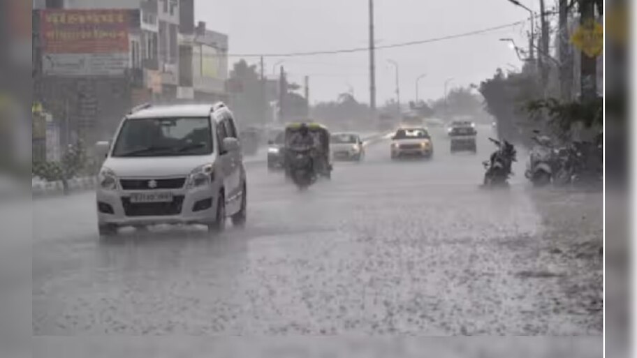 Monsoon Rains Alert: రానున్న మూడ్రోజులు ఏపీలోని ఈ జిల్లాల్లో భారీ వర్షాలు, పిడుగులు