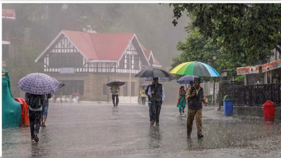 Heavy Rains: చురుగ్గా రుతుపవనాలు, ఏపీ తెలంగాణలోని ఈ జిల్లాల్లో రానున్న 4 రోజులు భారీ వర్షసూచన