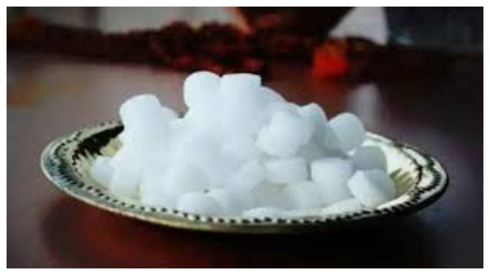 Burning Camphor Benefits: రోజు రాత్రి కర్పూరం తో ఈ 3 కాలిస్తే మీ ఇంట్లో ధన ప్రవాహమే.. Burning Camphor Benefits: రోజు రాత్రి కర్పూరం తో ఈ 3 కాలిస్తే మీ ఇంట్లో ధన ప్రవాహమే..