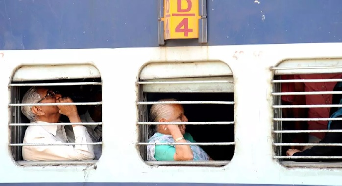 Railway Concession: సీనియర్ సిటిజన్లకు టికెట్ రాయితీ త్వరలో పునరుద్ధరణ Railway Concession: సీనియర్ సిటిజన్లకు టికెట్ రాయితీ త్వరలో పునరుద్ధరణ