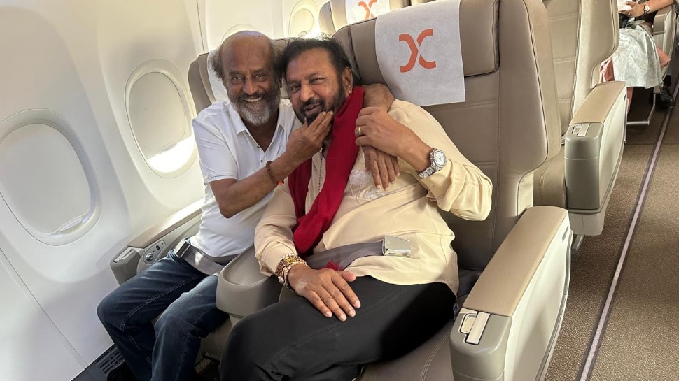 Mohan babu - Rajinikanth: ఒకే విమానంలో పాపారాయుడితో పెదరాయుడు.. రజినీతో మోహన్ బాబు పిక్ వైరల్..