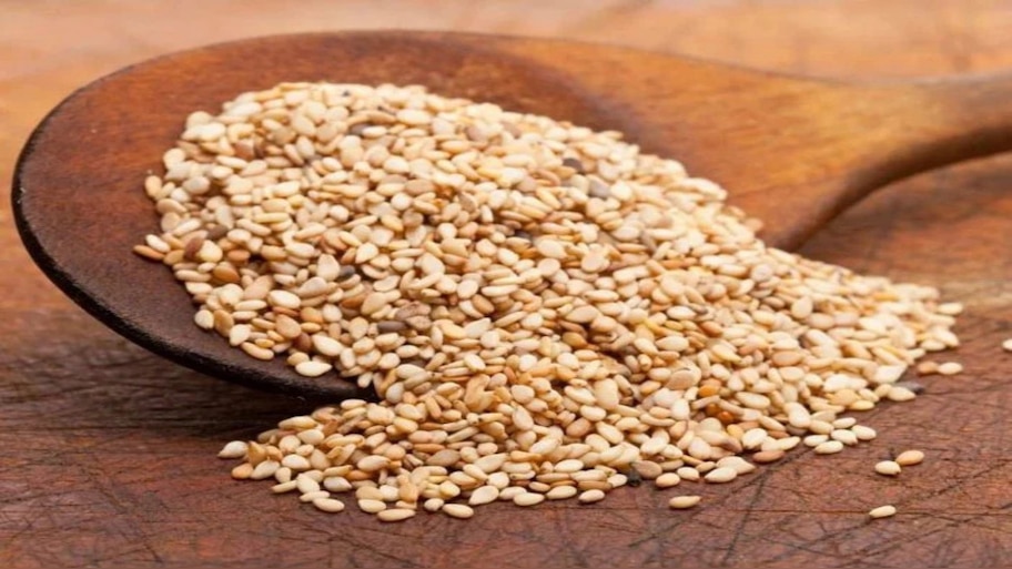Calcium food one spoon of sesame seeds will keep you away from doctor ...