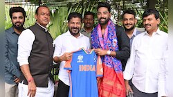 Mohammed Siraj: క్రికెటర్‌ సిరాజ్‌కు తెలంగాణ బంపరాఫర్‌.. రేవంత్‌ రెడ్డి ఏమిచ్చారో తెలుసా?