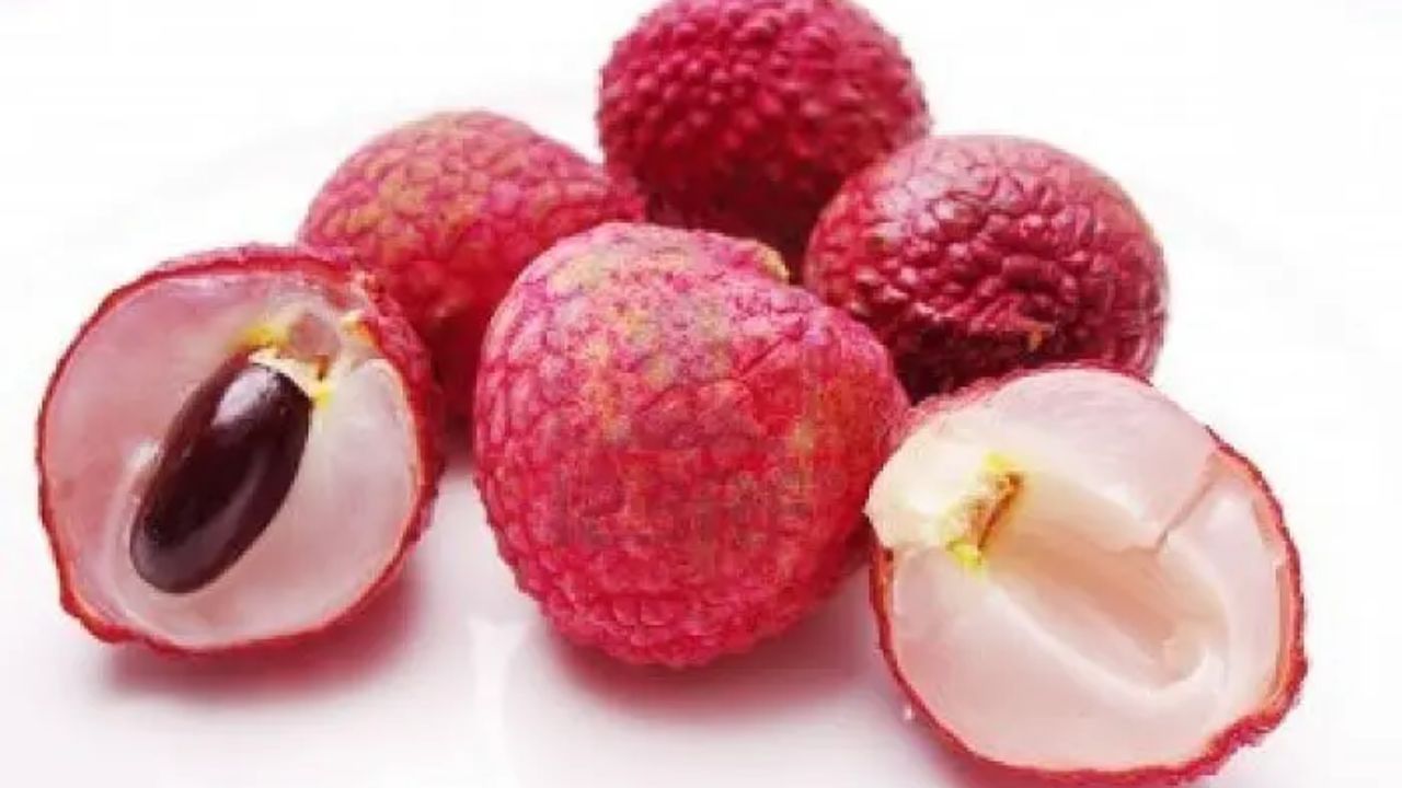 Litchi Fruit: లిచీ పండ్ల గింజ‌ల‌ను ప‌డేయ‌కండి.. దీని వల్ల కలిగే లాభాలు తెలుస్తే ఆశ్చర్యపోతారు..!