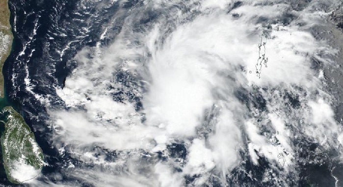 Cyclone Alert: ఏపీకు తుపాను గండం, రానున్న 48 గంటల్లో భారీ వర్షాలు