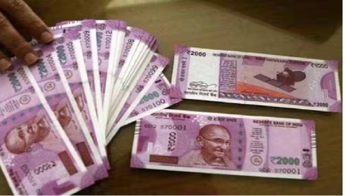 RBI on 2000 Notes: దేశంలో మిగిలిపోయిన 7 వేల కోట్ల 2 వేల నోట్లు, ఇక అవకాశం లేదా