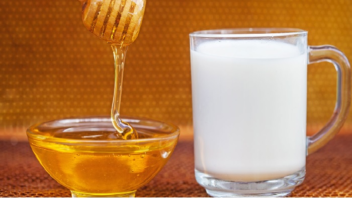 Honey Precautions: తేనెతో ఈ 5 పదార్ధాలు కలిపి తీసుకుంటున్నారా, అంతే సంగతులు Honey Precautions: తేనెతో ఈ 5 పదార్ధాలు కలిపి తీసుకుంటున్నారా, అంతే సంగతులు