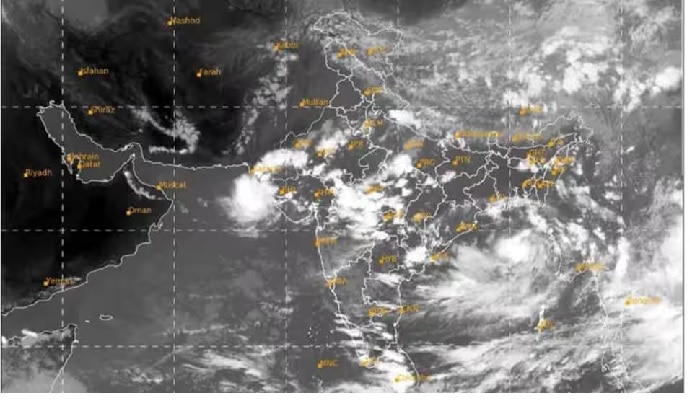 AP Heavy Rains: బంగాళాఖాతంలో అల్పపీడనం, రానున్న 4-5 రోజులు ఏపీలో భారీ వర్షాలు