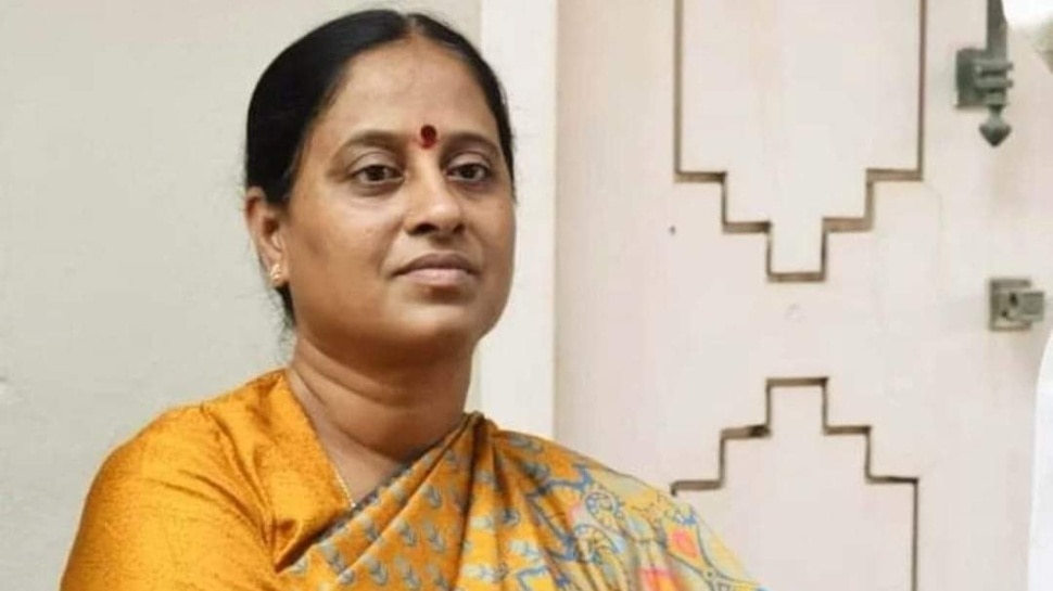 Konda Surekha: నోటి దూల ఎఫెక్ట్‌.. కొండా సురేఖ మంత్రి పదవికి రాజీనామా?