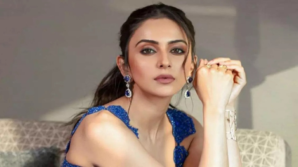 Rakul Preet Singh: రాజకీయ లబ్దికోసం మమ్మల్ని వాడుకోకండి.. కొండా సురేఖ పై రకుల్ ఫైర్..!