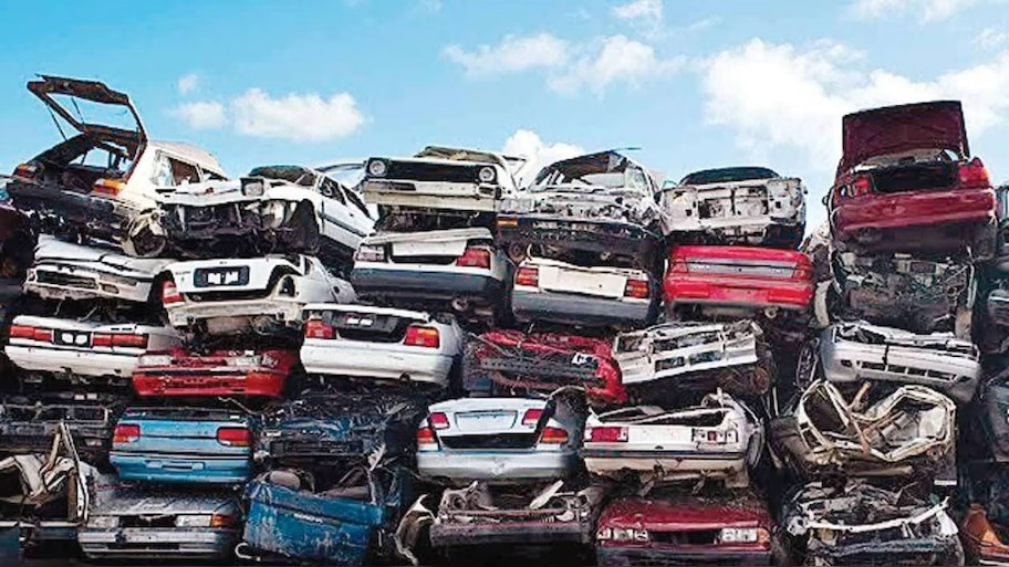 Vehicle Scrappage Policy: 15 ఏళ్లు దాటిన వెహికల్స్ స్క్రాప్‌కు ఇవ్వాల్సిందేనా.. తెలంగాణ వాహన స్క్రాప్ పాలసీ రూల్స్ ఇవిగో..! 