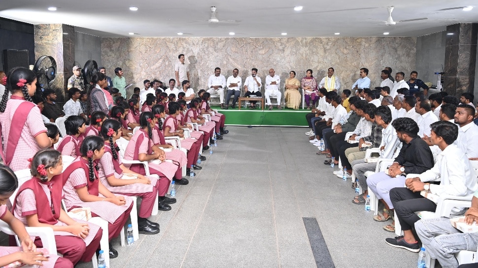 Revanth Reddy: నవంబర్‌ 14న విద్యార్థులకు శుభవార్త చెబుతా: రేవంత్‌ రెడ్డి