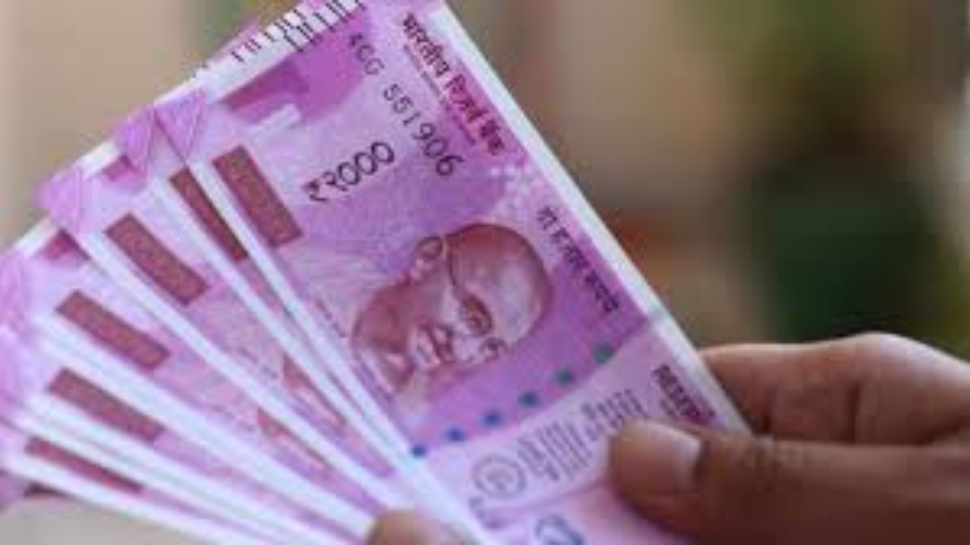 Money Tips: ప్రతినెలా వచ్చే జీతం సరిపోవట్లేదా..అయితే ఉద్యోగం చేస్తూనే ఈ పనిచేస్తే మీ ఆదాయం పెరగడం ఖాయం Money Tips: ప్రతినెలా వచ్చే జీతం సరిపోవట్లేదా..అయితే ఉద్యోగం చేస్తూనే ఈ పనిచేస్తే మీ ఆదాయం పెరగడం ఖాయం