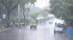 AP Rains: నైరుతి బంగాళాఖాతంలో అల్పపీడనం.. ఏపీలో భారీ వర్షాలు..