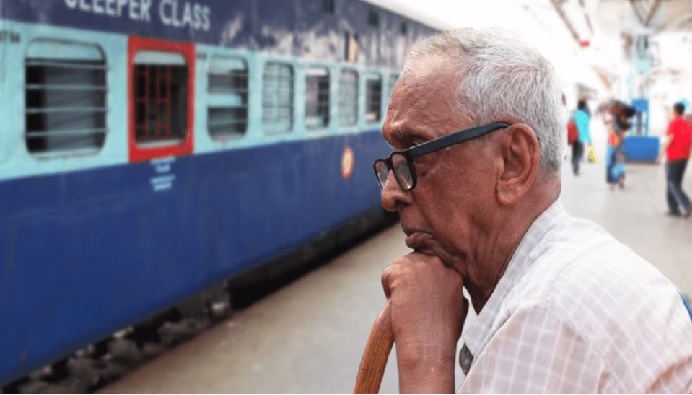 Railway Concessions: గుడ్న్యూస్, సీనియర్ సిటిజన్లకు రైలు టికెట్లలో రాయితీపై త్వరలో ప్రకటన Railway Concessions: గుడ్న్యూస్, సీనియర్ సిటిజన్లకు రైలు టికెట్లలో రాయితీపై త్వరలో ప్రకటన