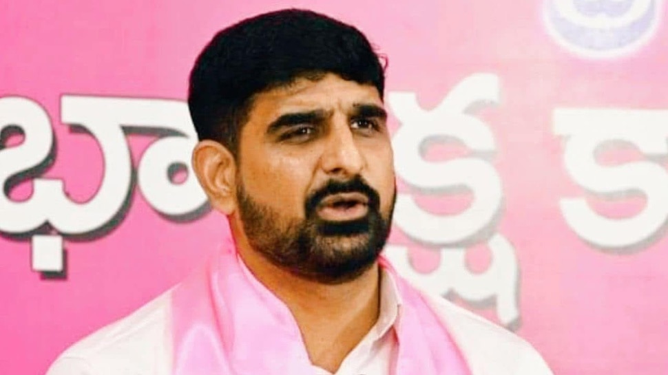 Padi Kaushik Reddy: మళ్లీ ఎమ్మెల్యే పాడి కౌశిక్ రెడ్డి ఉగ్రరూపం.. బంజారాహిల్స్‌ సీఐతో రచ్చరచ్చ