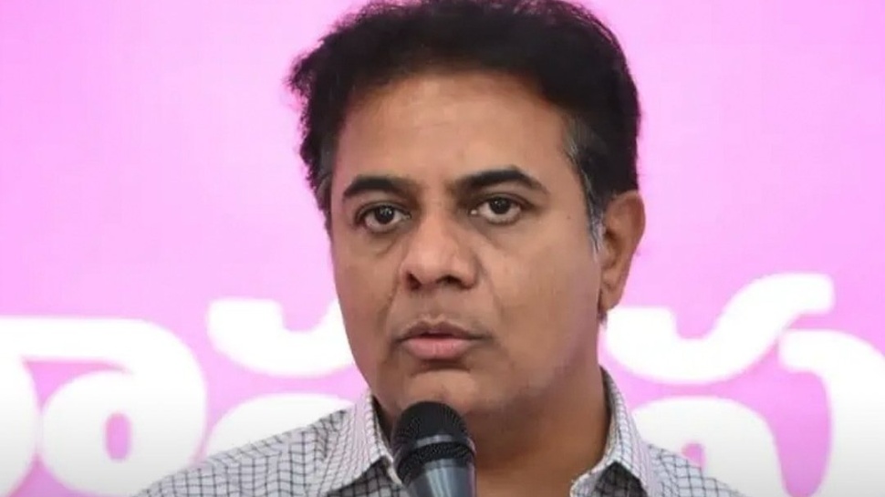 KT Rama Rao: మన్మోహన్ సింగ్ను అవమానించిన రాహుల్ గాంధీ.. ఇది తగునా అంటూ కేటీఆర్ ఆగ్రహం KT Rama Rao: మన్మోహన్ సింగ్ను అవమానించిన రాహుల్ గాంధీ.. ఇది తగునా అంటూ కేటీఆర్ ఆగ్రహం