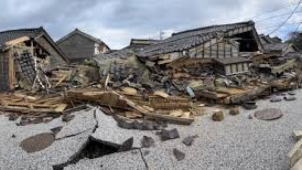 Japan Earthquake: జపాన్‌లో 6.9 తీవ్రతతో భూకంపం..సునామీ హెచ్చరిక జారీ