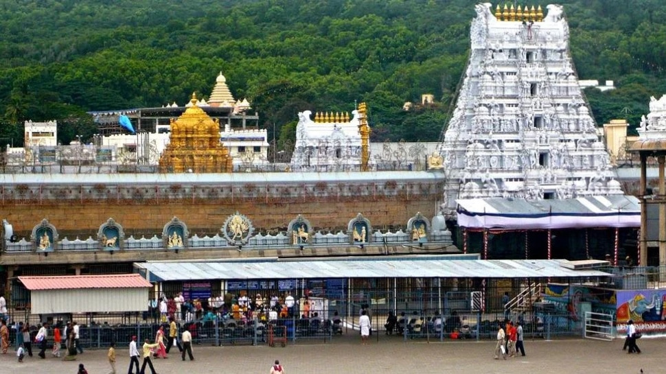 Tirumala News: తిరుమల క్షేత్రంలో మరో ఘోర అపచారం.. ఈ సారి ఏకంగా.. 
