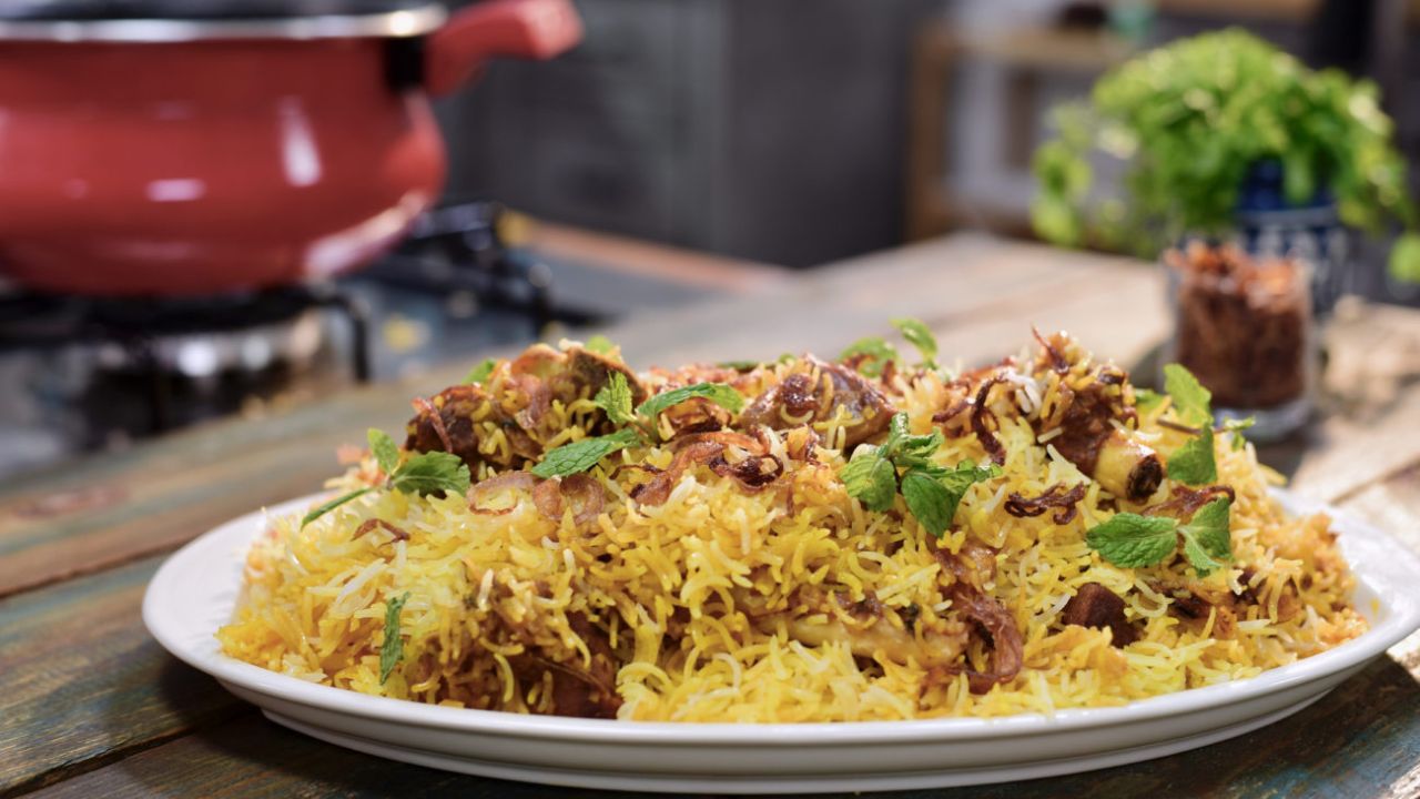 Mutton Biryani: సింపుల్  మటన్ బిర్యానీ రెసిపీ ఇలా ఇంట్లోనే సులభంగా చేసుకోండి..