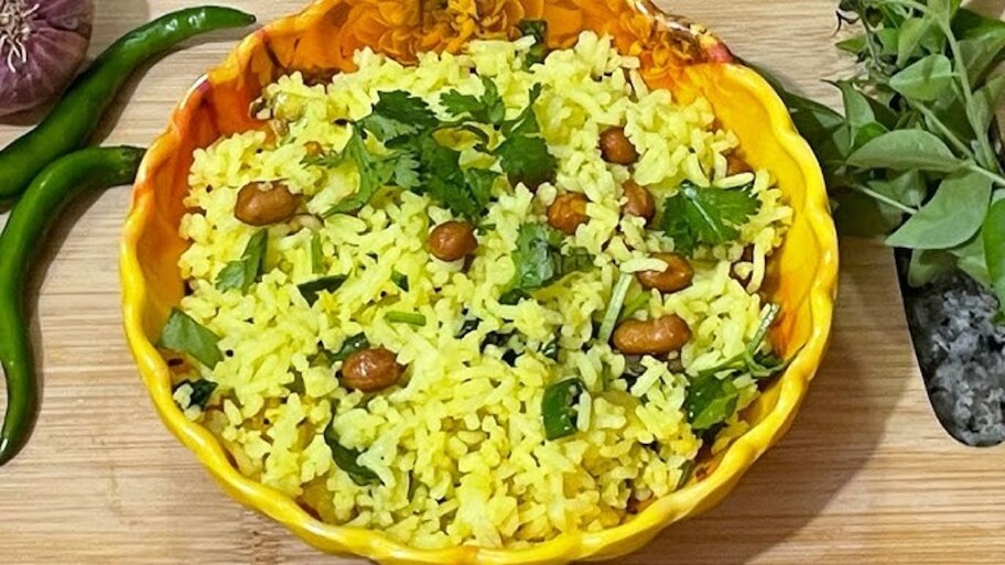 How To Make Instant Onion Rice Recipe Within 5 Minutes | Instant Onion ...