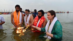 Pawan Kalyan -Maha Kumbh: కుంభమేళాలో పవిత్ర స్నాం అనంతరం సనాతన ధర్మంపై పవన్ కళ్యాణ్ ఆసక్తికర వ్యాఖ్యలు..