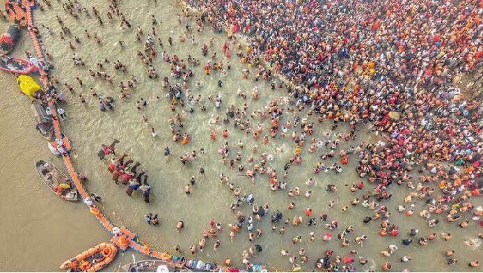 Maha Kumbh Mela 2025: ఇవాళే చివరి పుణ్యస్నానం, మహా కుంభమేళాకు పోటెత్తనున్న భక్తజనం