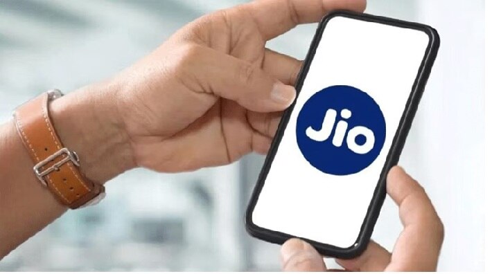 Jio Recharge plans: జియో సూపర్ ప్లాన్స్, 75, 91 రూపాయల నుంచి ప్లాన్స్, 336 రోజుల వ్యాలిడిటీ అన్‌లిమిటెడ్ కాలింగ్
